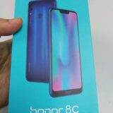 Honor 8C Verpackung