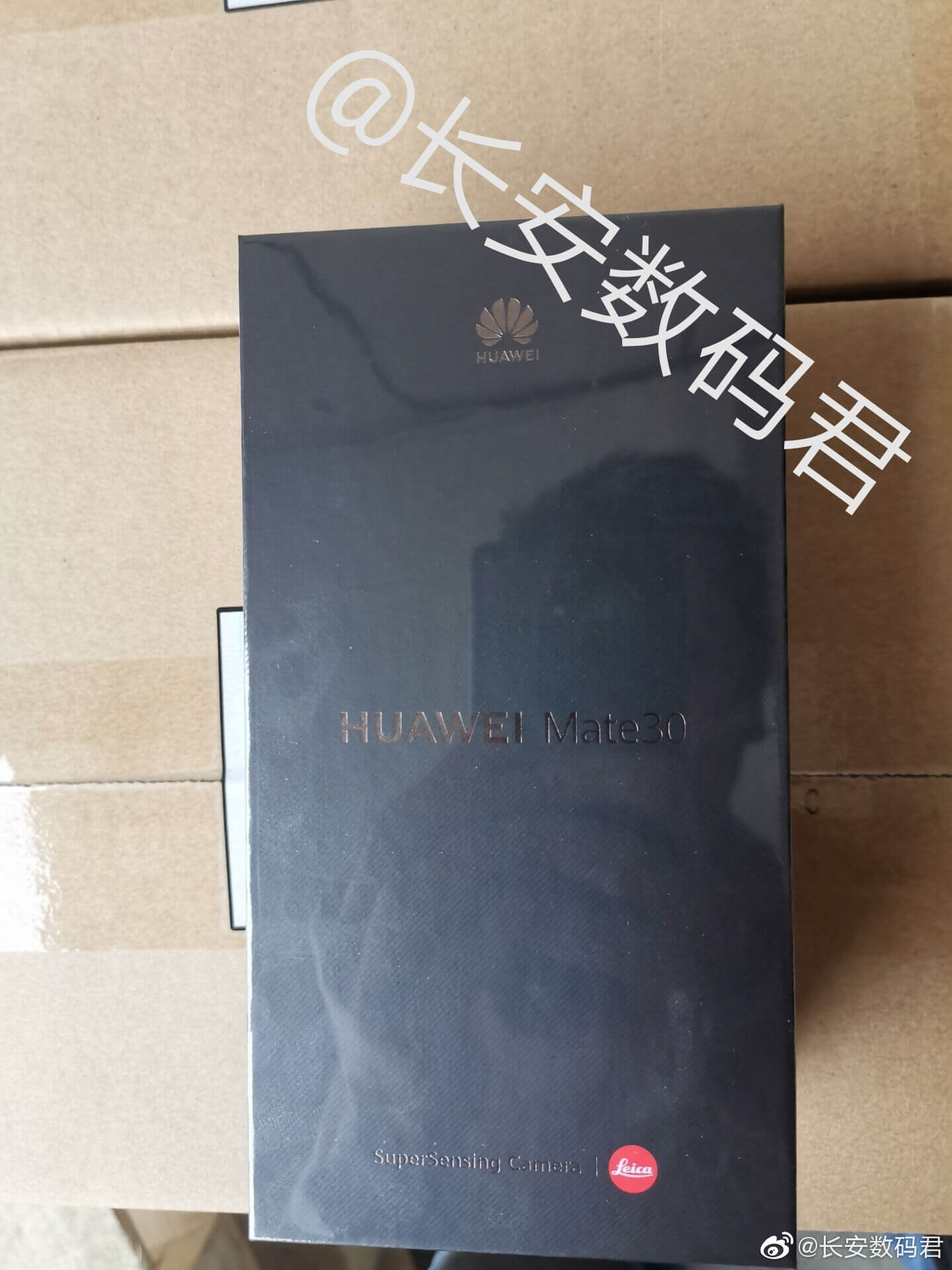 Huawei Mate 30 Box