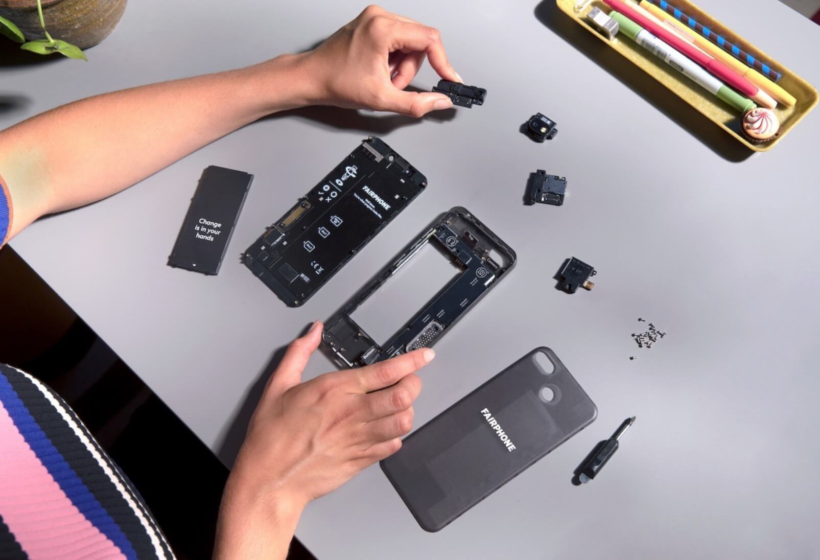 Fairphone 3 iFixit