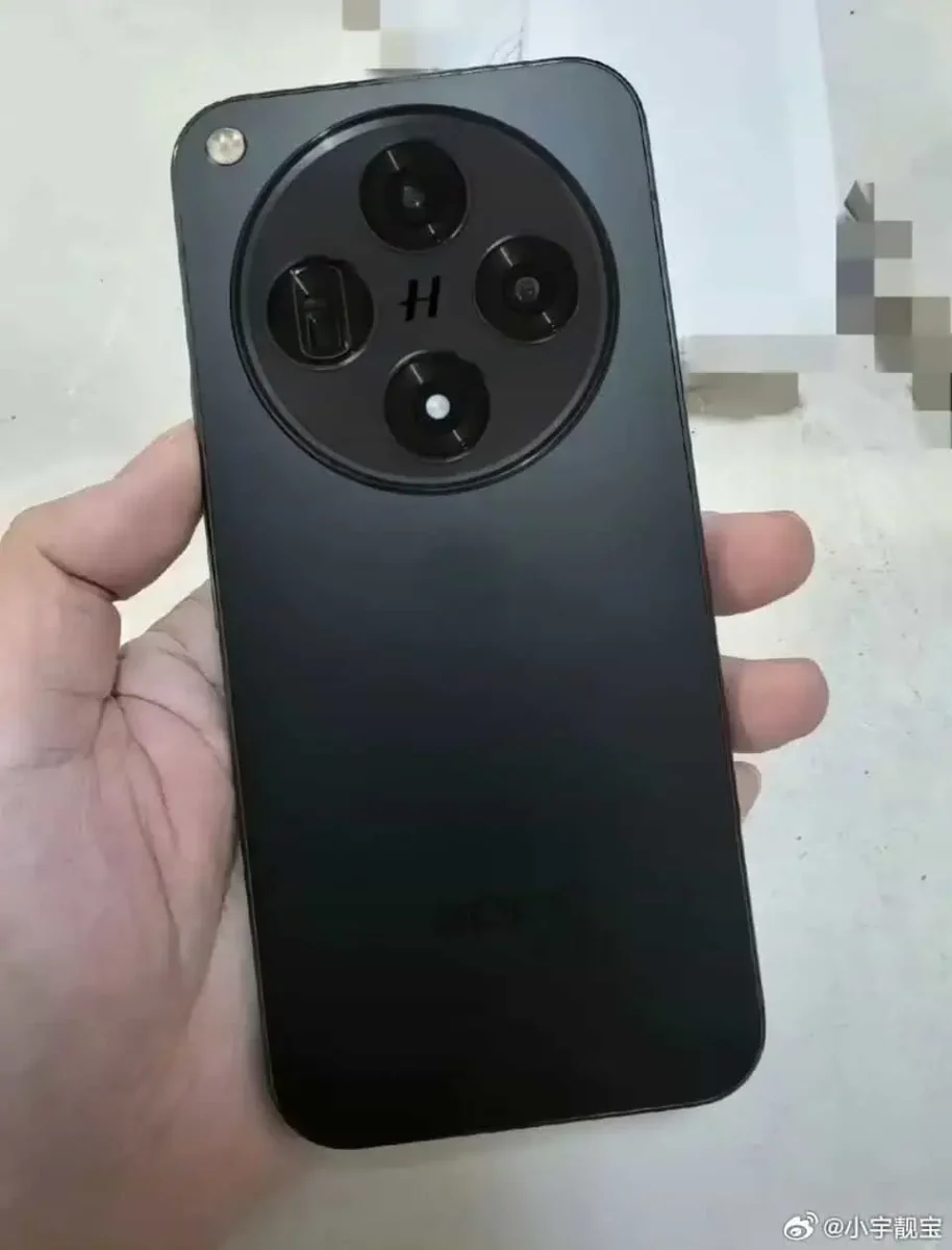 OPPO Find X8 back leak